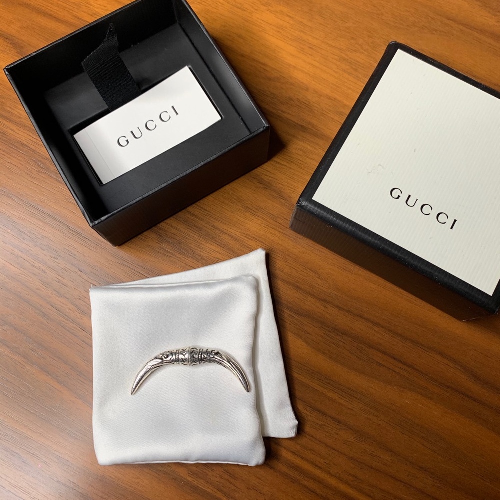 gucci metallic magnetic nose piercing